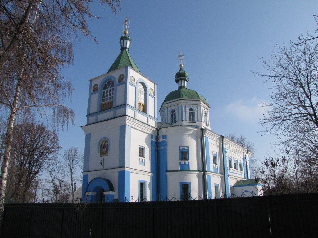 Церковь Троицы Живоначальной, Переяслав (Бориспольский район, Украина, Киевская область). фасады