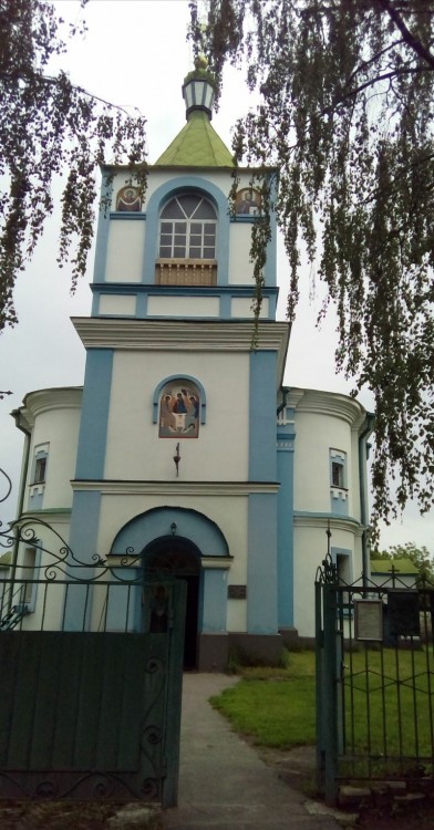 Церковь Троицы Живоначальной, Переяслав (Бориспольский район, Украина, Киевская область). фасады