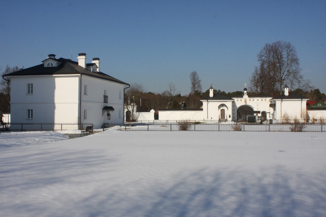 Спасский монастырь, Верея (Наро-Фоминский городской округ, Московская область). фасады