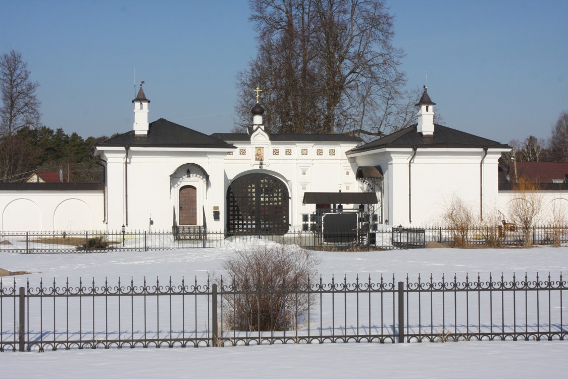 Спасский монастырь, Верея (Наро-Фоминский городской округ, Московская область). дополнительная информация