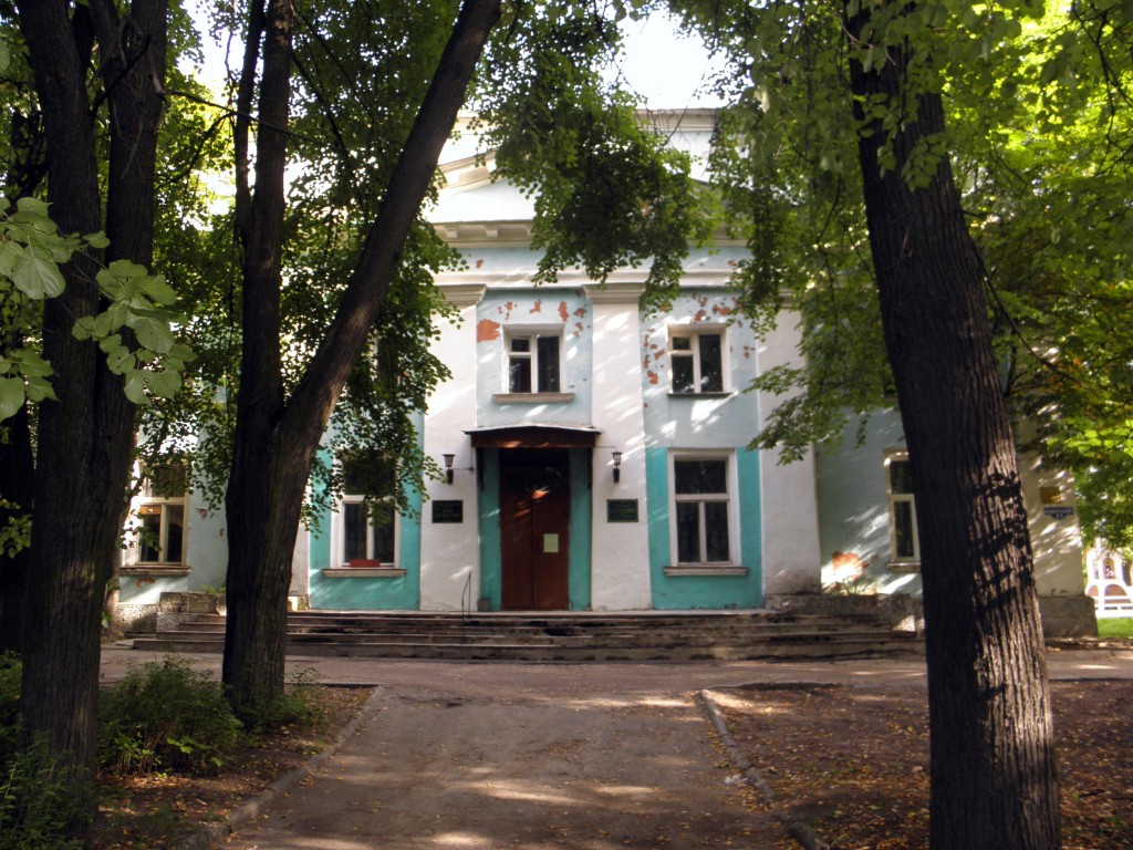 Собор Троицы Живоначальной, Покров (Петушинский район, Владимирская область). фасады