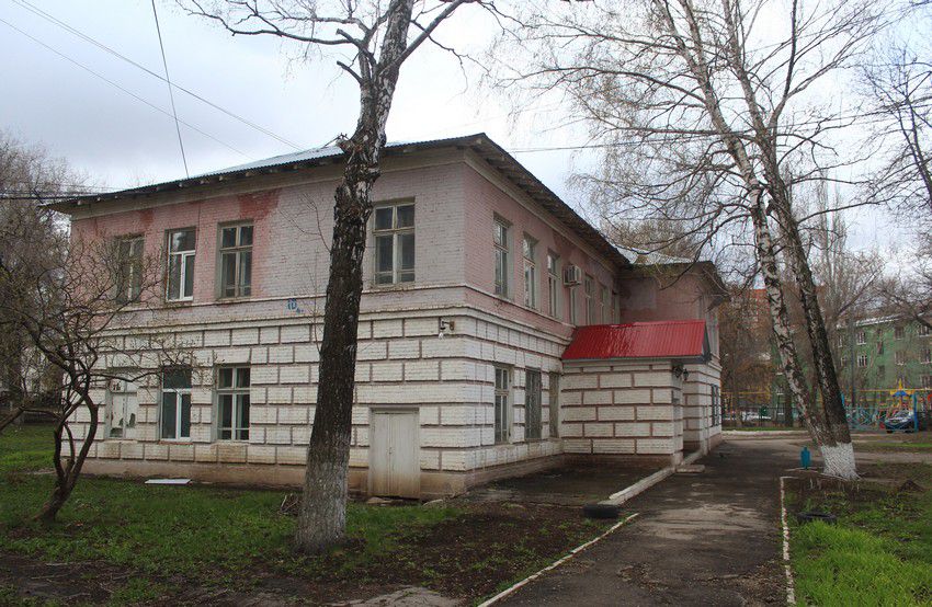 Домовая церковь Сошествия Святого Духа при Гуманитарной академии, Самара (Самара, город, Самарская область). общий вид в ландшафте