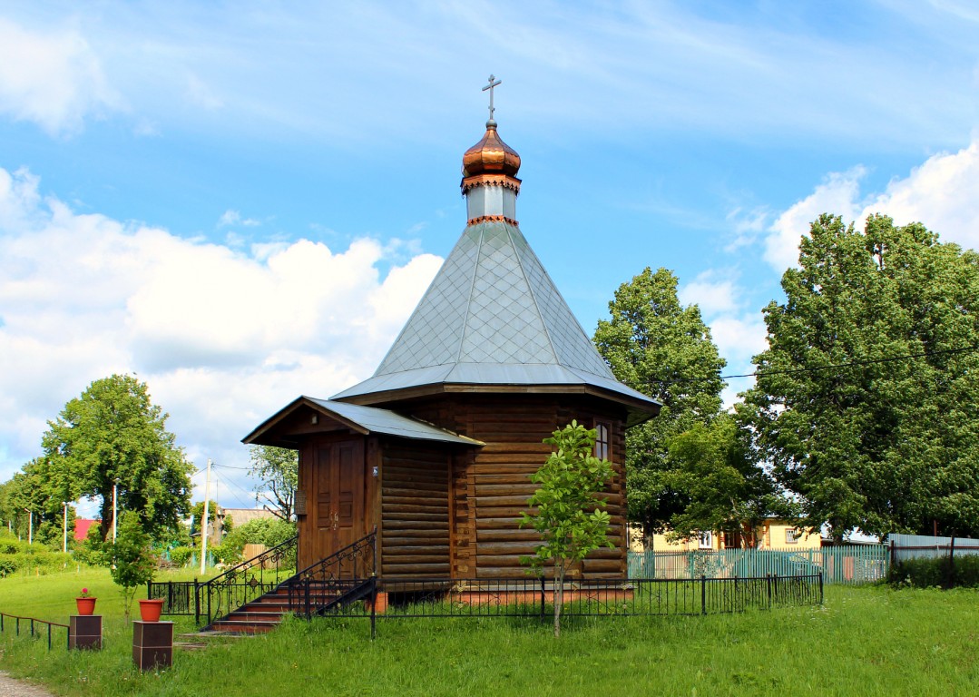 Часовня Троицы Живоначальной, Воскресенское (Александровский район, Владимирская область). фасады