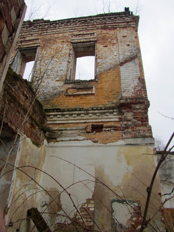 Церковь Николая Чудотворца, Измайлово (Заволжский район, Ивановская область). архитектурные детали, северо-западный угол основного объема со стороны северного придела