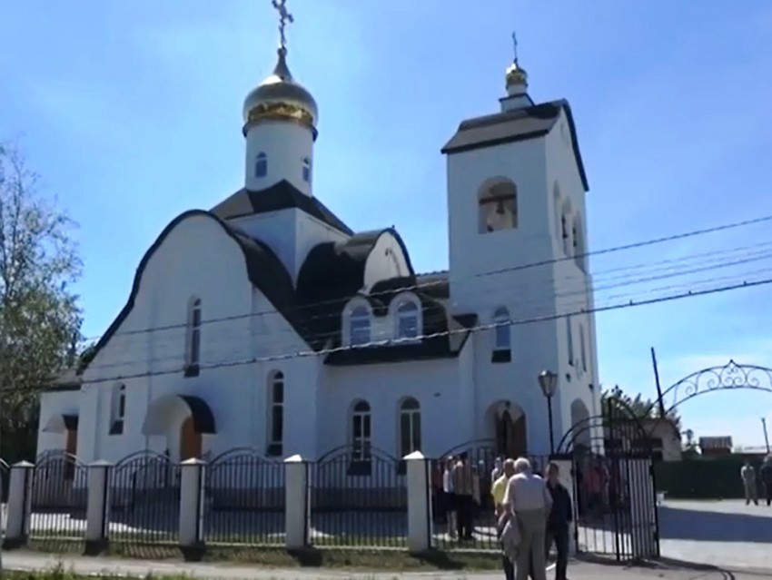 Новобурейск. Церковь Ксении Петербургской. фасады