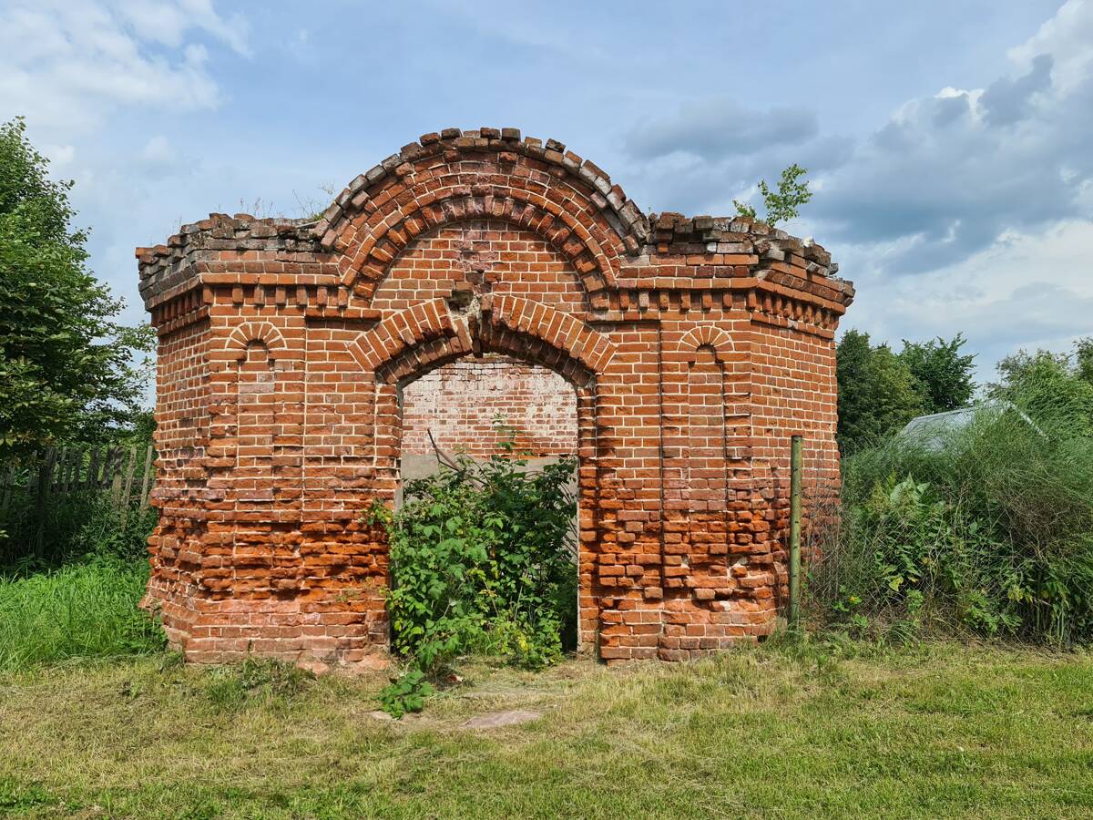 Неизвестная часовня, Ларионово (Филино) (Петушинский район, Владимирская область). общий вид в ландшафте, Вид с запада