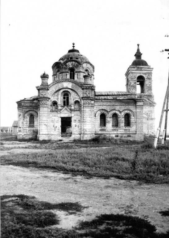 Церковь Рождества Христова в Мостовой слободе, Ульяновск (Ульяновск, город, Ульяновская область). архивная фотография, Фото 1975 г. Перфильева В.В. из блога http://hautiev-sh.livejournal.com/2015/09/22/ 