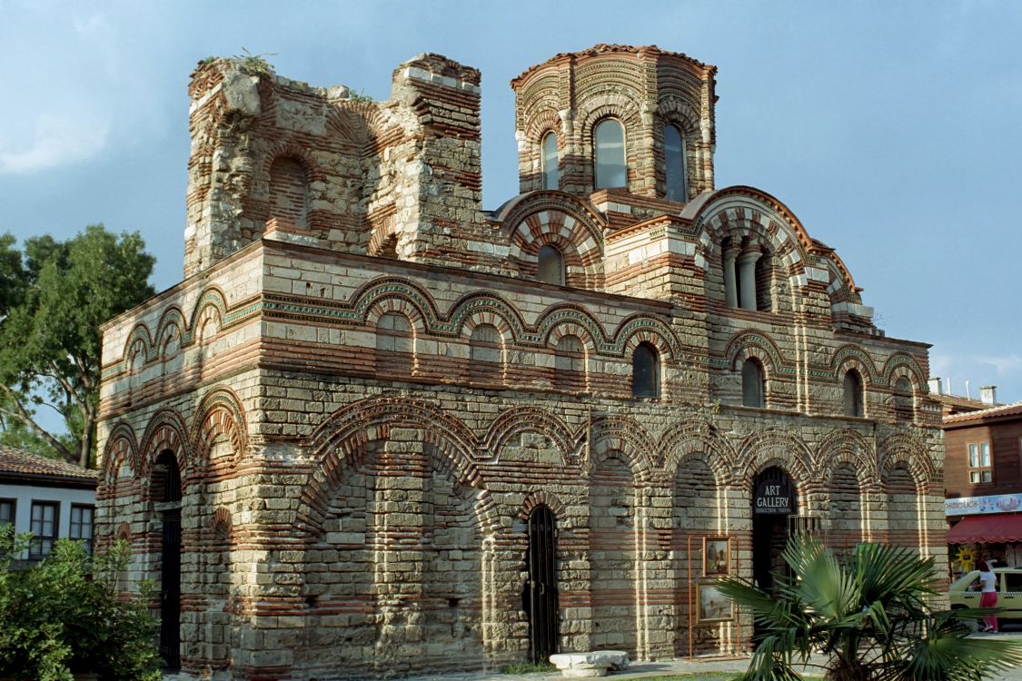 Несебыр. Церковь Спаса Вседержителя. фасады