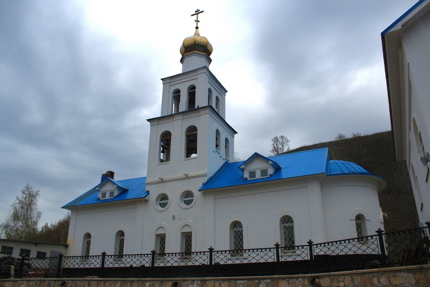 Волжский (Большая Царевщина). Церковь иконы Божией Матери 