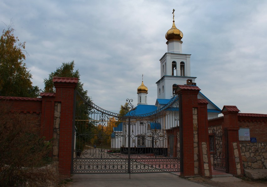 Волжский (Большая Царевщина). Церковь иконы Божией Матери 