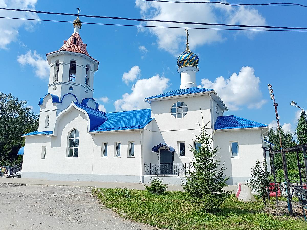 фасады. Церковь Всех Святых на городском кладбище, Новомосковск (Новомосковский район, Тульская область)