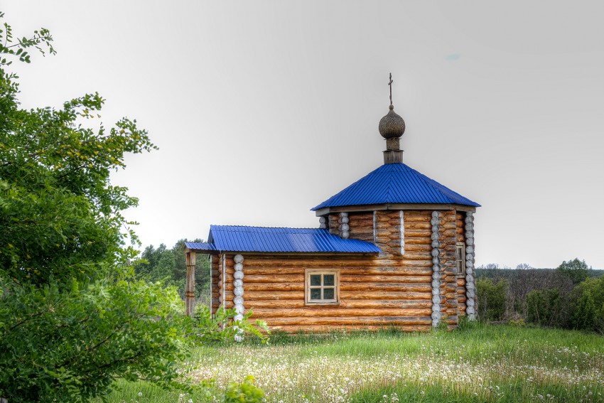 Тарасова. Часовня Владимирской иконы Божией Матери. общий вид в ландшафте