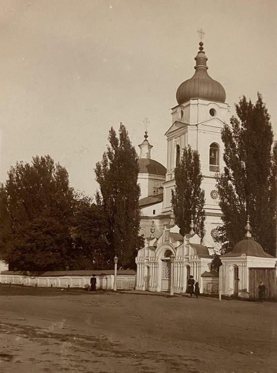 Церковь Воскресения Христова (Георгия Победоносца), Трубчевск (Трубчевский район, Брянская область). архивная фотография, Почтовая фотооткрытка 1900-х годов