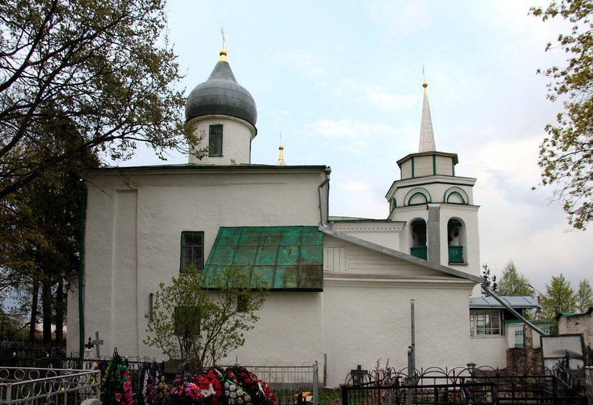 Церковь Николая Чудотворца в Любятове, Псков (Псков, город, Псковская область). общий вид в ландшафте