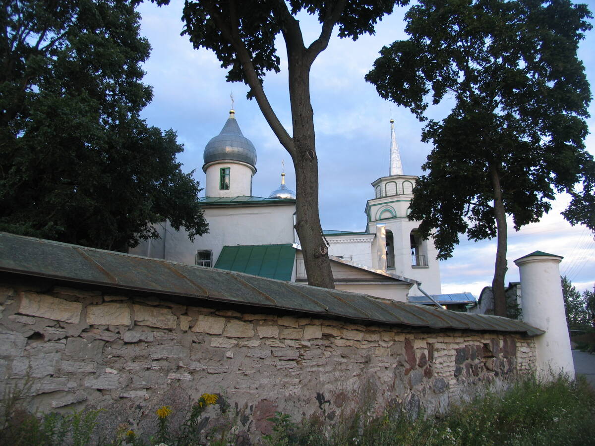 Церковь Николая Чудотворца в Любятове, Псков (Псков, город, Псковская область). дополнительная информация