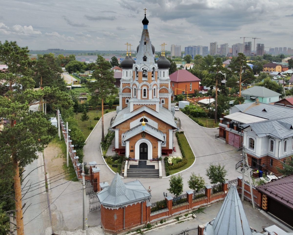 Собор Рождества Пресвятой Богородицы, Новосибирск (Новосибирск, город, Новосибирская область). фасады, Вид с запада 
