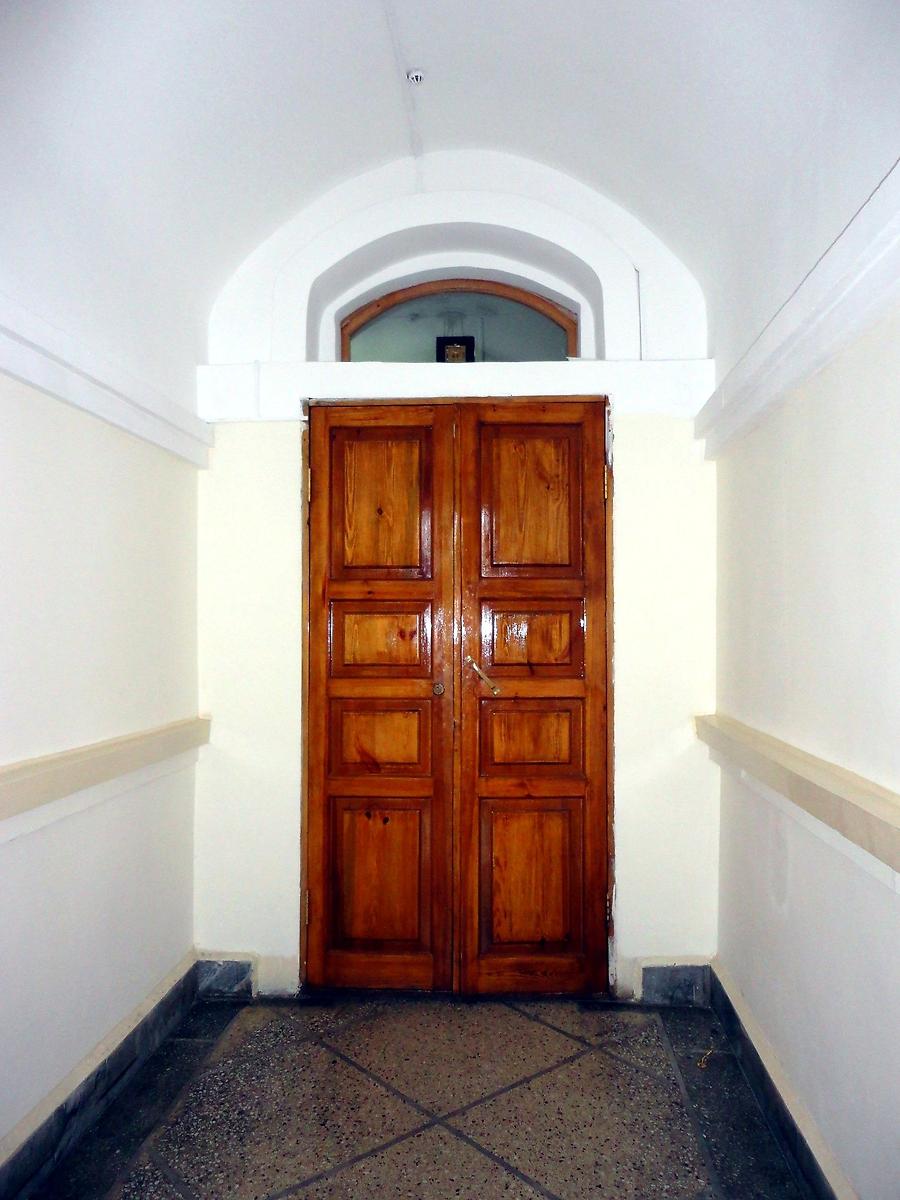 Притвор, интерьер и убранство. Собор Рождества Пресвятой Богородицы, Новосибирск (Новосибирск, город, Новосибирская область)