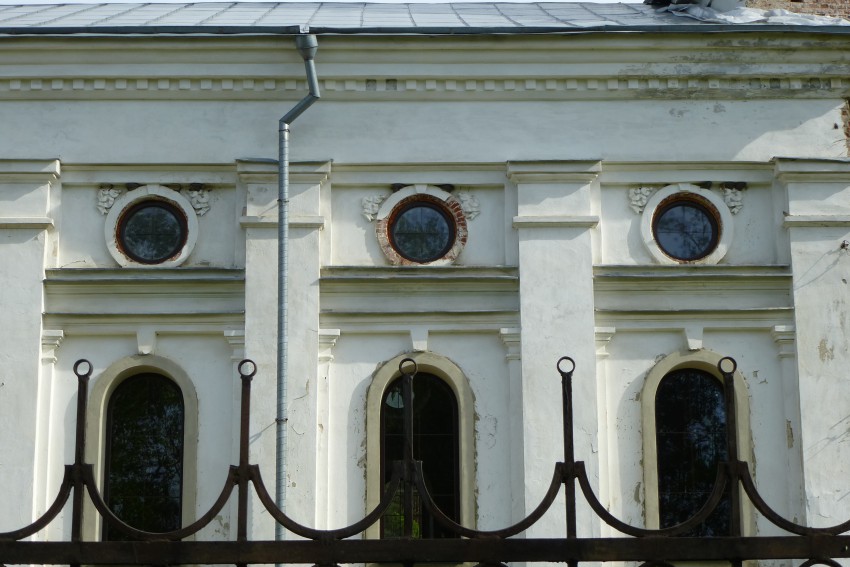 Верхняя Тишанка. Церковь Троицы Живоначальной. архитектурные детали