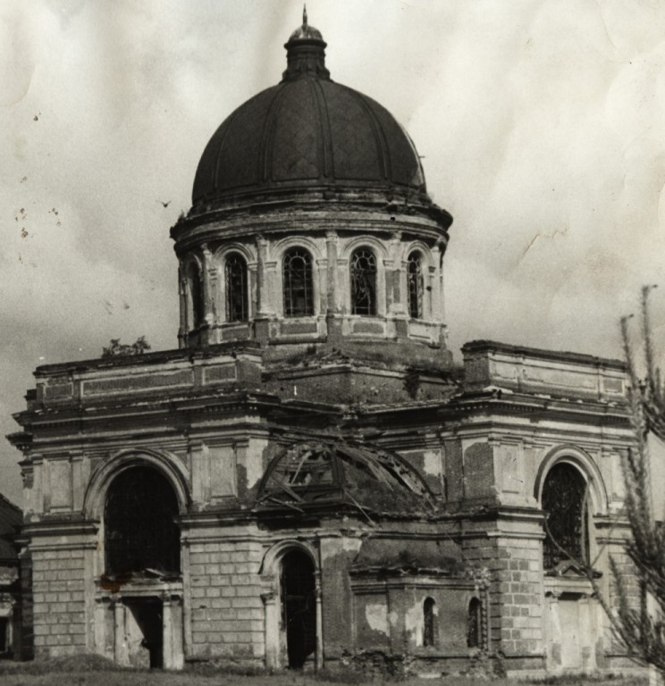 Церковь Троицы Живоначальной, Верхняя Тишанка (Таловский район, Воронежская область). архивная фотография, Фото 1980-х годов из приходского архива