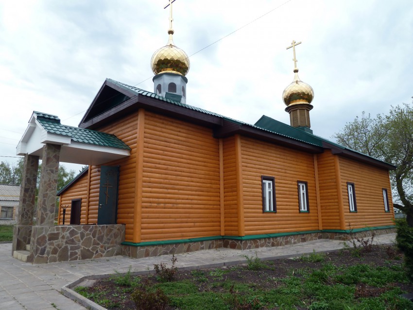 Церковь Космы и Дамиана, Бузаевка (Кинельский район, Самарская область). фасады