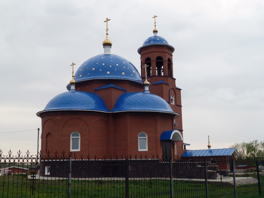 Покровский мужской монастырь. Церковь Покрова Пресвятой Богородицы, Чубовка (Кинельский район, Самарская область). фасады