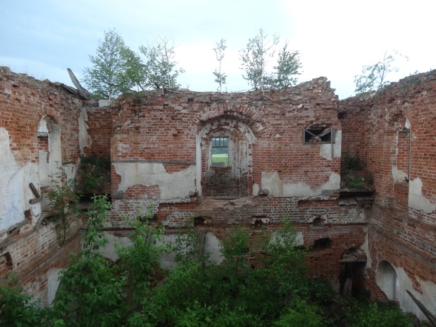 Церковь Леонтия Ростовского, Великий Двор (Сокольский район, Вологодская область). интерьер и убранство