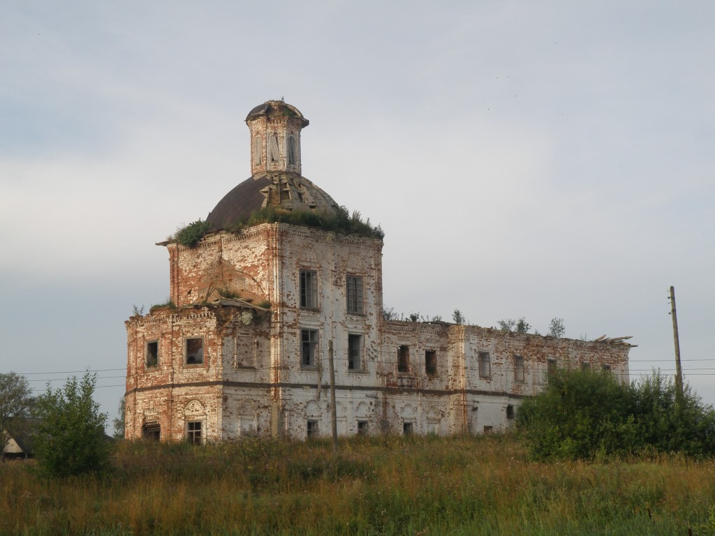 Церковь Леонтия Ростовского, Великий Двор (Сокольский район, Вологодская область). фасады