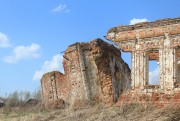 Церковь Успения Пресвятой Богородицы, Сохранившиеся фрагменты колокольни, вид с юга<br>, Княжуха, Сурский район, Ульяновская область