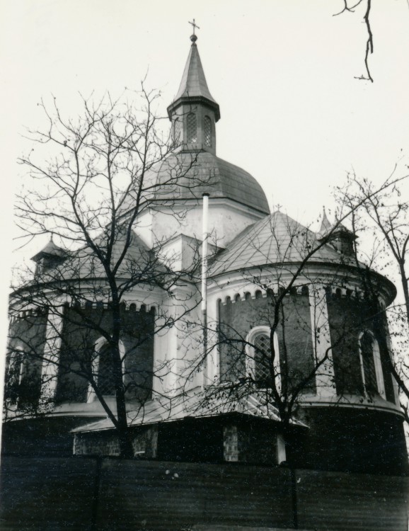 Чагор. Церковь Димитрия Солунского. фасады