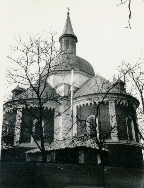 Церковь Димитрия Солунского, Чагор (Черновицкий район, Украина, Черновицкая область). фасады