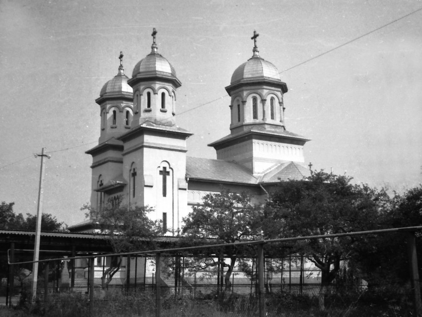 Церковь Вознесения Господня на Горече (новая), Черновцы (Черновицкий район, Украина, Черновицкая область). фасады