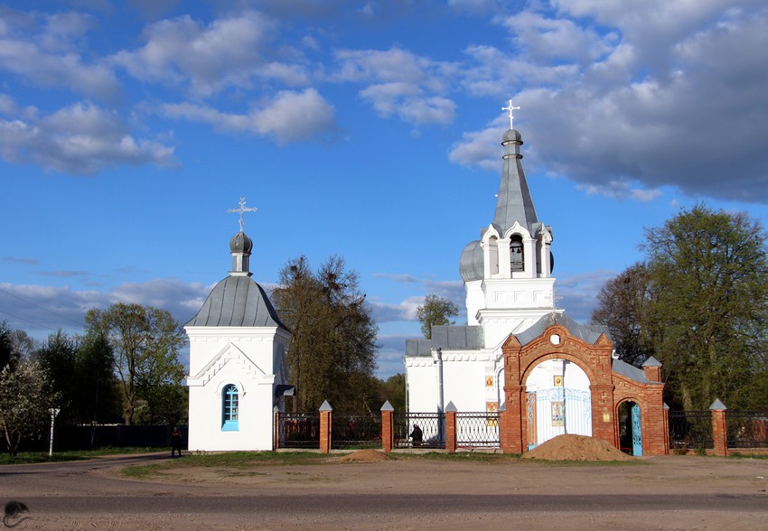 Церковь Александра Невского, Крапивно (Оршанский район, Беларусь, Витебская область). фасады