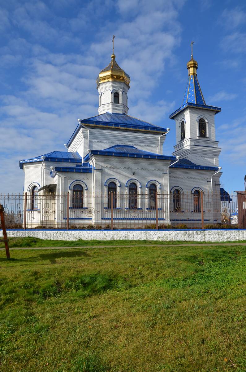 Церковь Владимирской иконы Божией Матери, Алешенка (Навлинский район, Брянская область). фасады