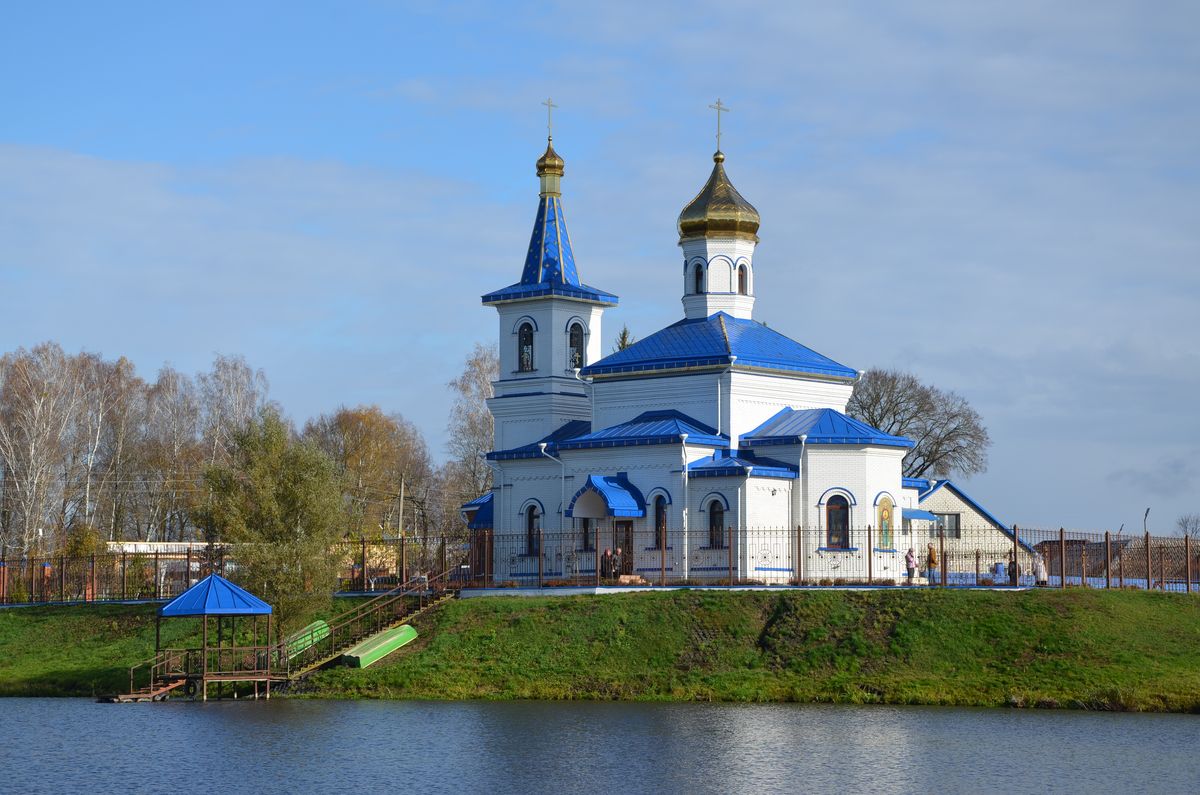 Церковь Владимирской иконы Божией Матери, Алешенка (Навлинский район, Брянская область). фасады