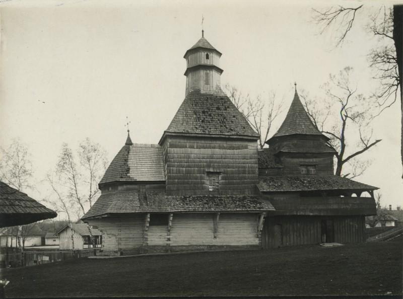 Дрогобыч. Церковь Воздвижения Креста Господня в Зварычах. архивная фотография, Фото 1908-1914 http://www.fototeka.ihs.uj.edu.pl/navigart/node/22507 