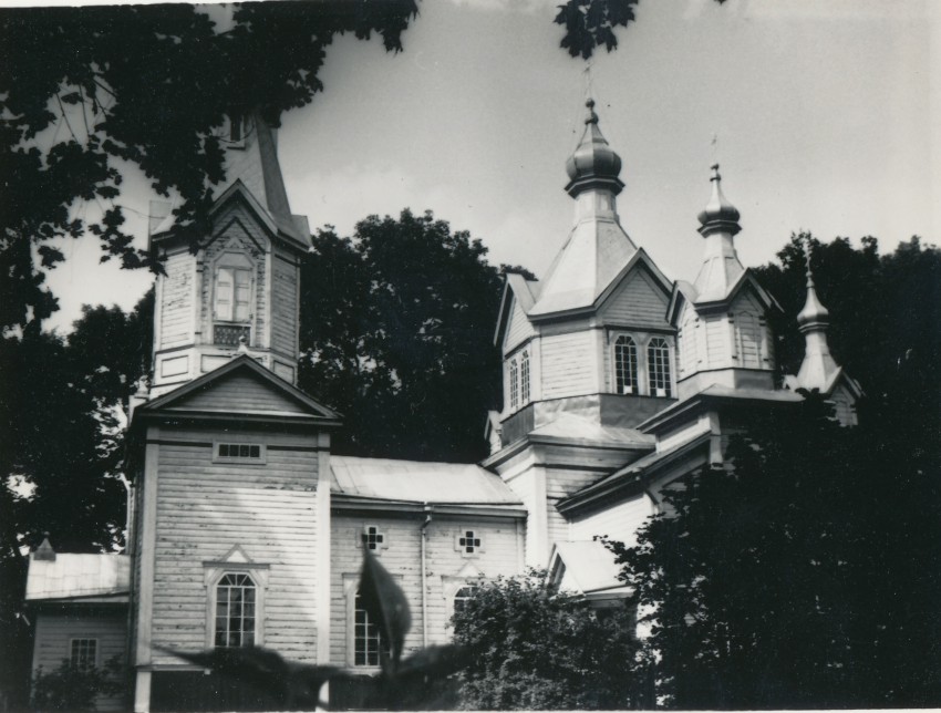 Веснянка. Церковь Георгия Победоносца. фасады