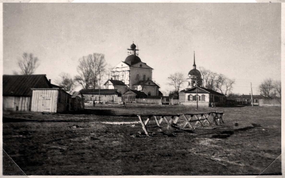 Церковь Воскресения Христова, Чернигов (Черниговский район, Украина, Черниговская область). архивная фотография, Фото 1942 г. с аукциона e-bay.de