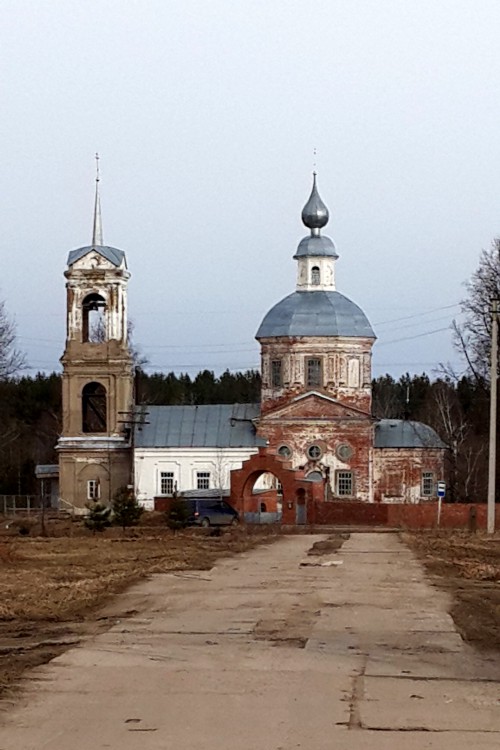 Церковь Симеона и Анны, Семёновское (Ивановский район, Ивановская область). общий вид в ландшафте