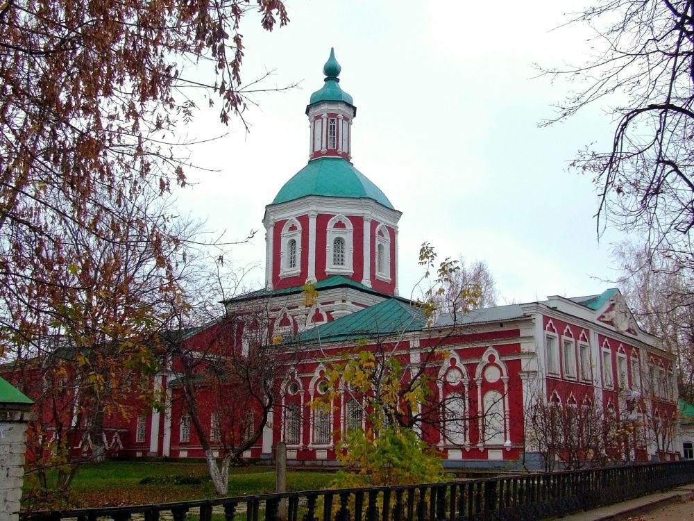 Саранск. Церковь Трёх Святителей. художественные фотографии