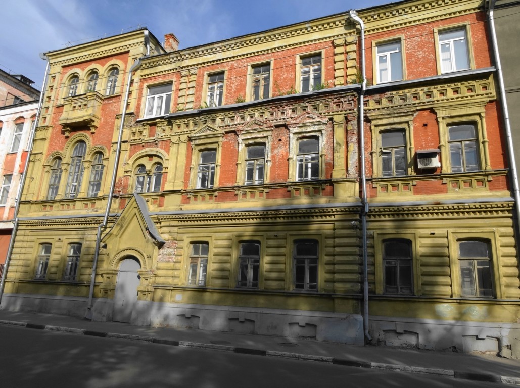 Нижегородский район. Церковь Серафима Саровского при Доме призрения престарелых священнослужителей. фасады