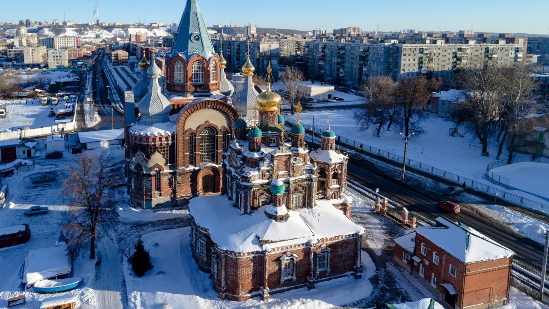 Канавинский район. Храмовый комплекс Церкви Смоленской иконы Божией Матери и Сретения Владимирской иконы Божией Матери в Гордеевке. фасады