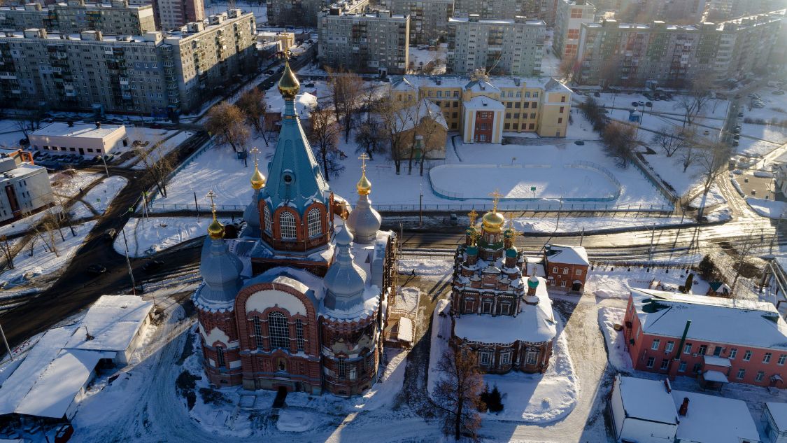 Канавинский район. Храмовый комплекс Церкви Смоленской иконы Божией Матери и Сретения Владимирской иконы Божией Матери в Гордеевке. фасады