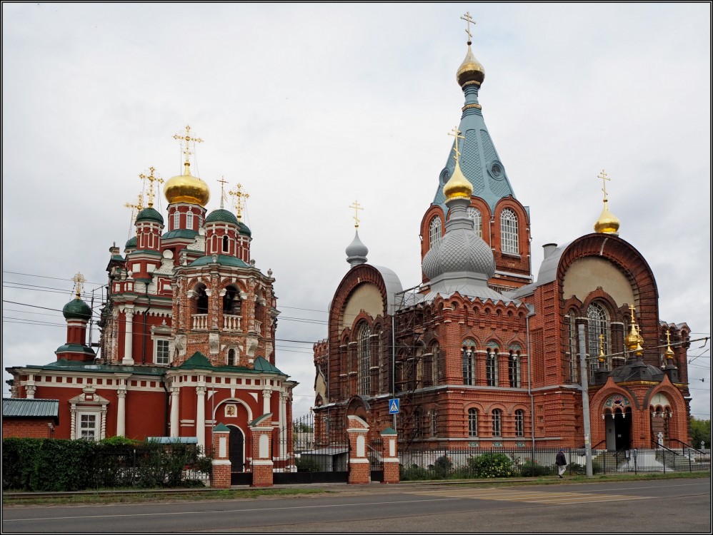 Канавинский район. Храмовый комплекс Церкви Смоленской иконы Божией Матери и Сретения Владимирской иконы Божией Матери в Гордеевке. фасады