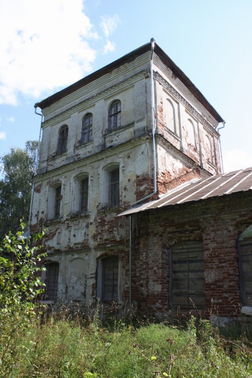 Лучинники, урочище. Церковь Сошествия Святого Духа. фасады