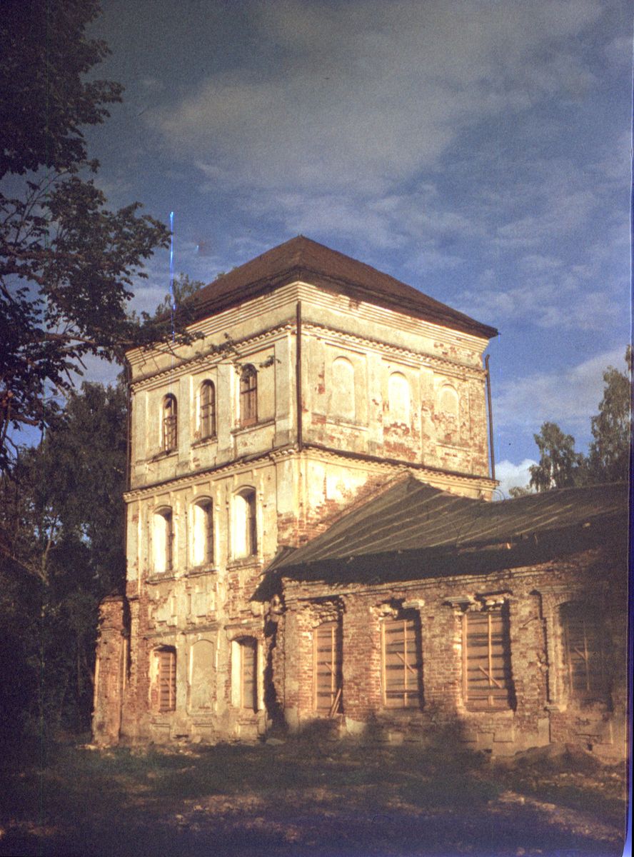 документальные фотографии. Церковь Сошествия Святого Духа, Лучинники, урочище (Калязинский район, Тверская область)