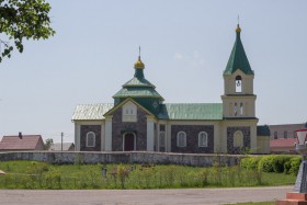 Острино. Церковь Преображения Господня