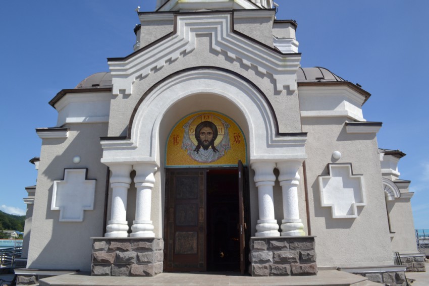 Храм Нерукотворного образа Сочи