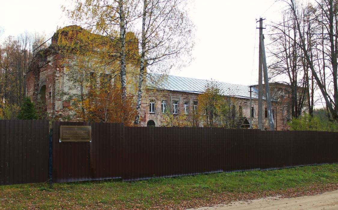 Богородицкий Песоченский Игрицкий мужской монастырь. Церковь Онуфрия Великого и Петра Афонского, Песочное (Костромской район, Костромская область). фасады