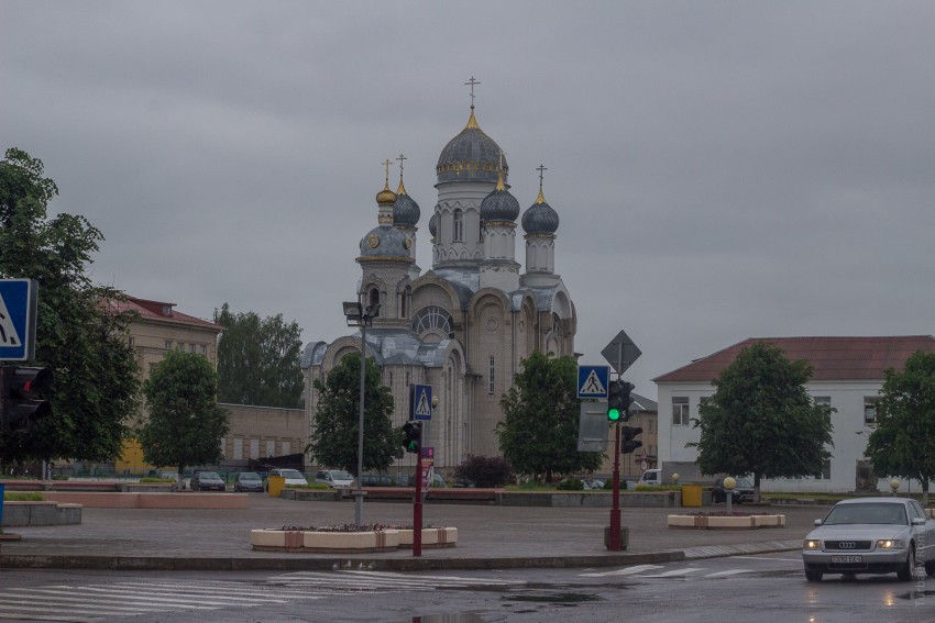 Церковь Рождества Пресвятой Богородицы, Свислочь (Свислочский район, Беларусь, Гродненская область). общий вид в ландшафте