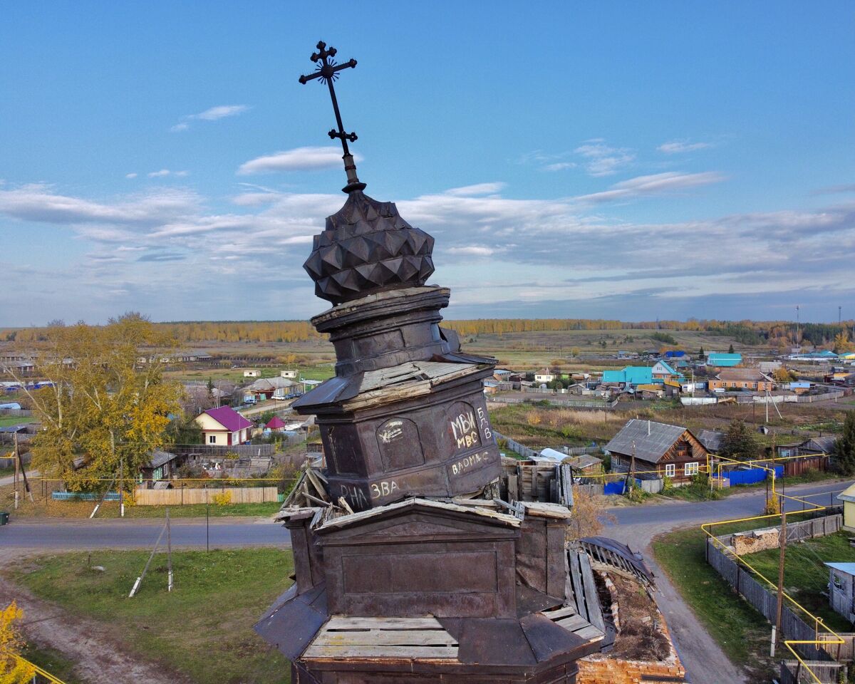 Церковь Вознесения Господня, Падеринское (Кетовский район, Курганская область). архитектурные детали, Завершение колокольни 
